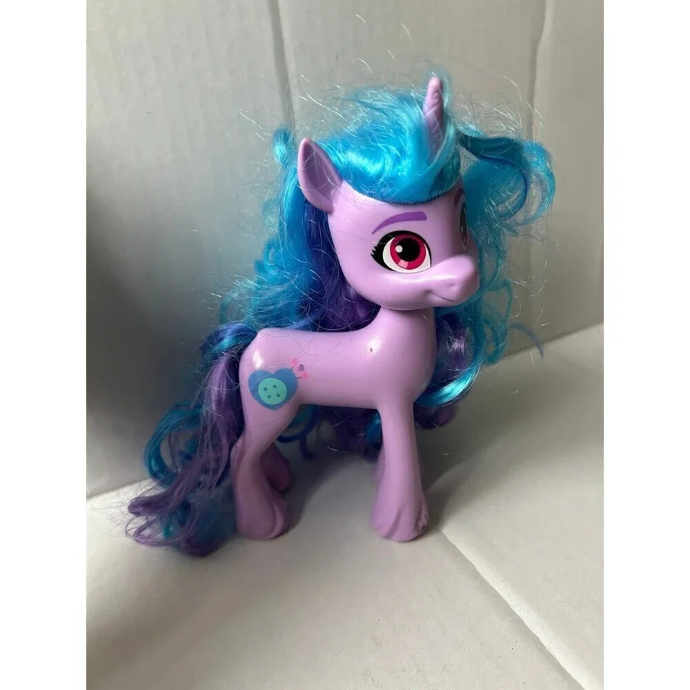 My Little Pony: A New Generation Izzy Moonbow 7-inch Figure Toy MLP